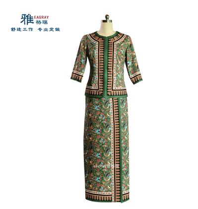 Singapore Airlines Flight Atte - огляд і ціна Batik Sarong Wrap