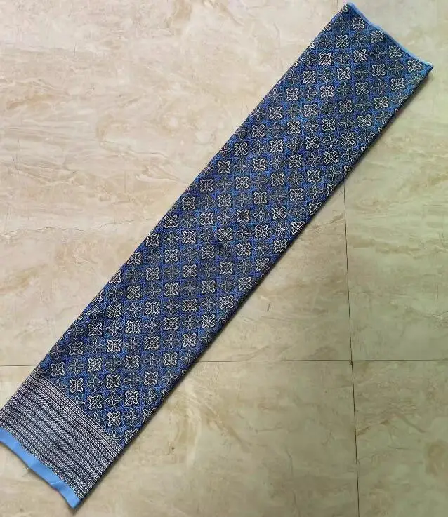 Malaysia Longi Tube Skirt Saro - огляд і ціна Batik Sarong Wrap
