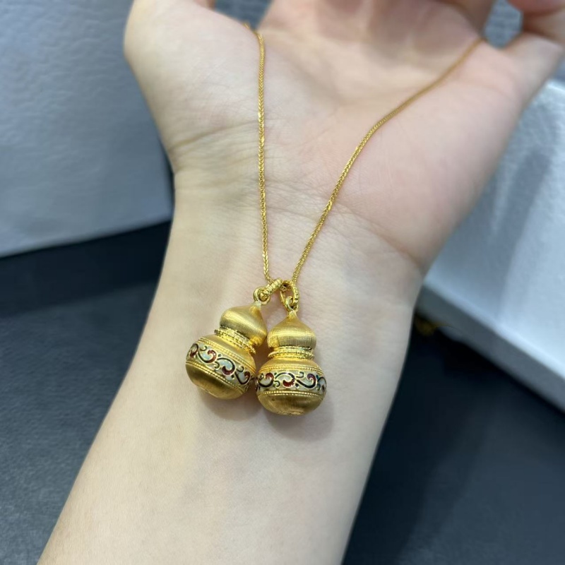 18K gold auspicious cloud gour - огляд і ціна Ethnic Fashion Boutique