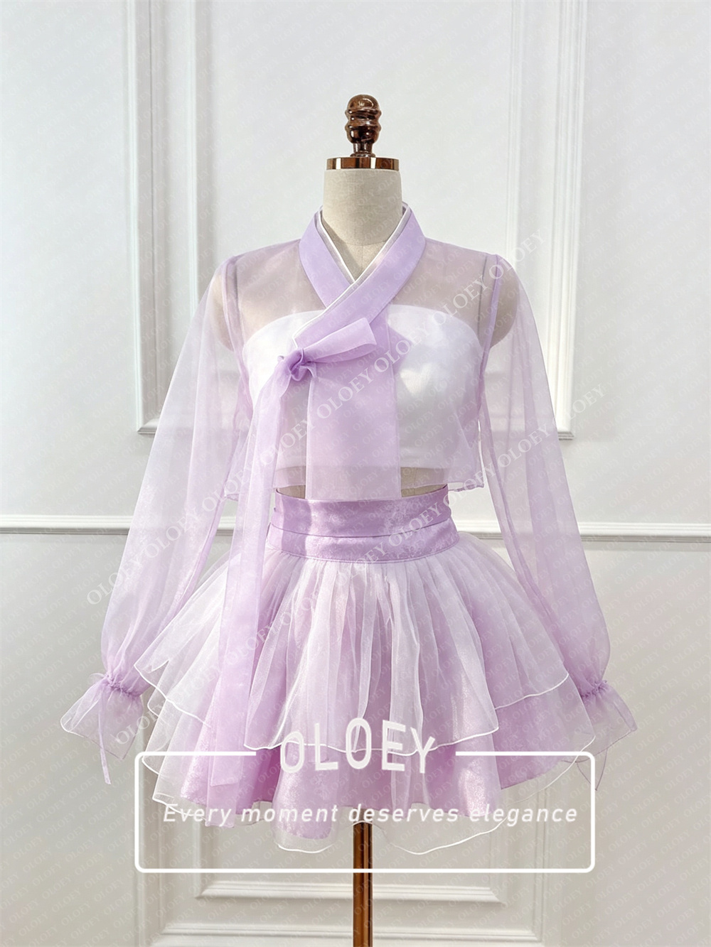OLOEY Modern Black Red Short C - огляд і ціна Hanbok Modern Set